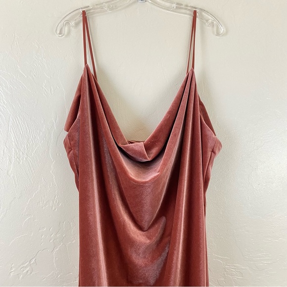 Jenny Yoo Collection 24 Orange Peach Crushed Velvet Spaghetti Strap Midi Dress - Picture 2 of 6